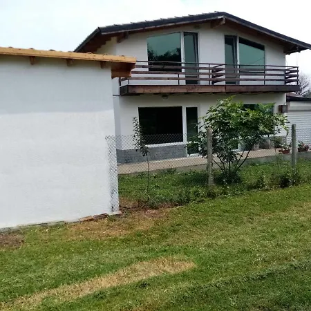 Case de vacanță - Karadere Goritsa